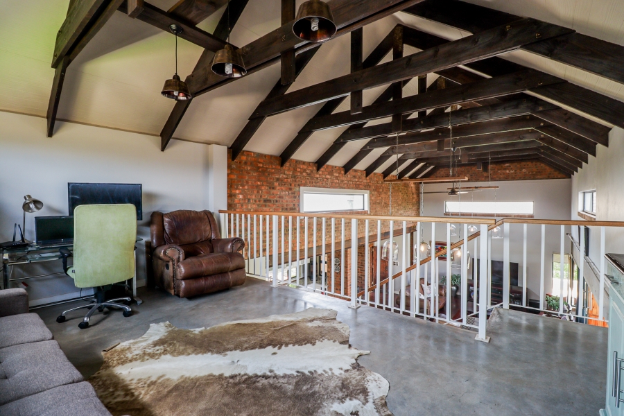 4 Bedroom Property for Sale in The Coves North West